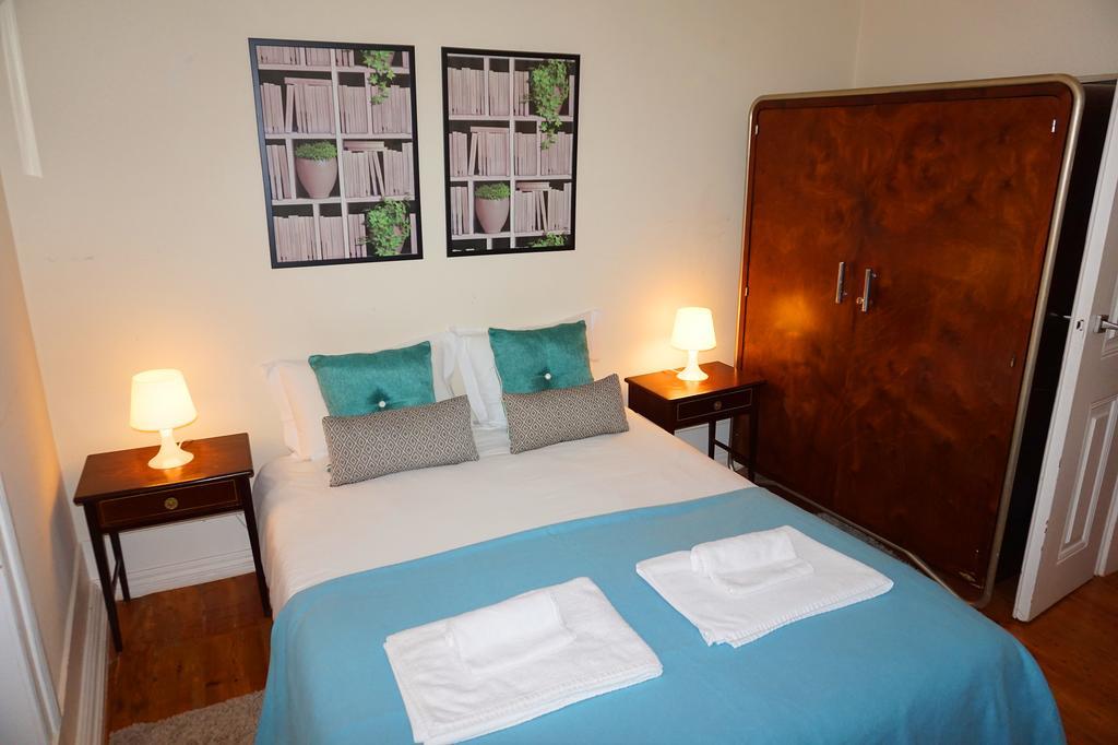 Flores Terrace Apartment ลิสบอน ภายนอก รูปภาพ
